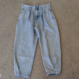 Light Blue High-Waist Relaxed Women’s Jeans